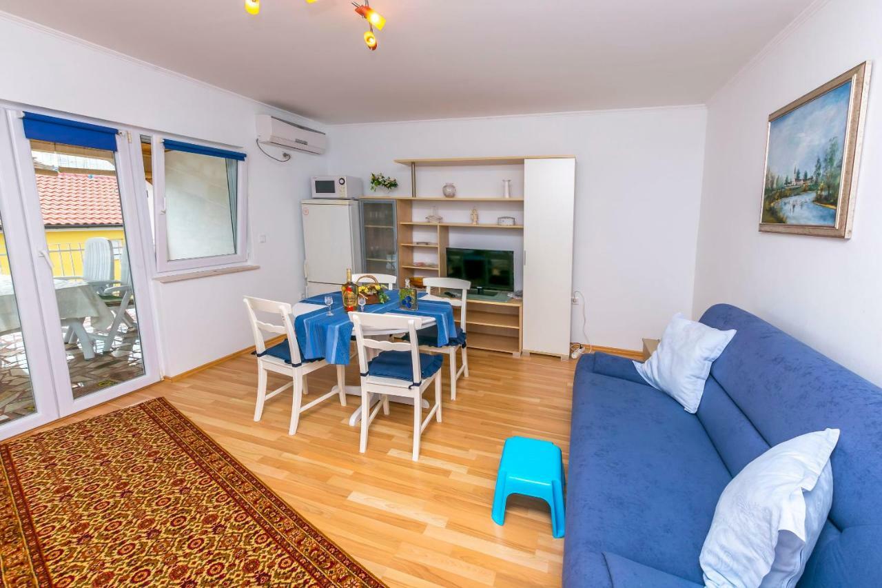 Apartment Pava Rogoznica  Eksteriør bilde